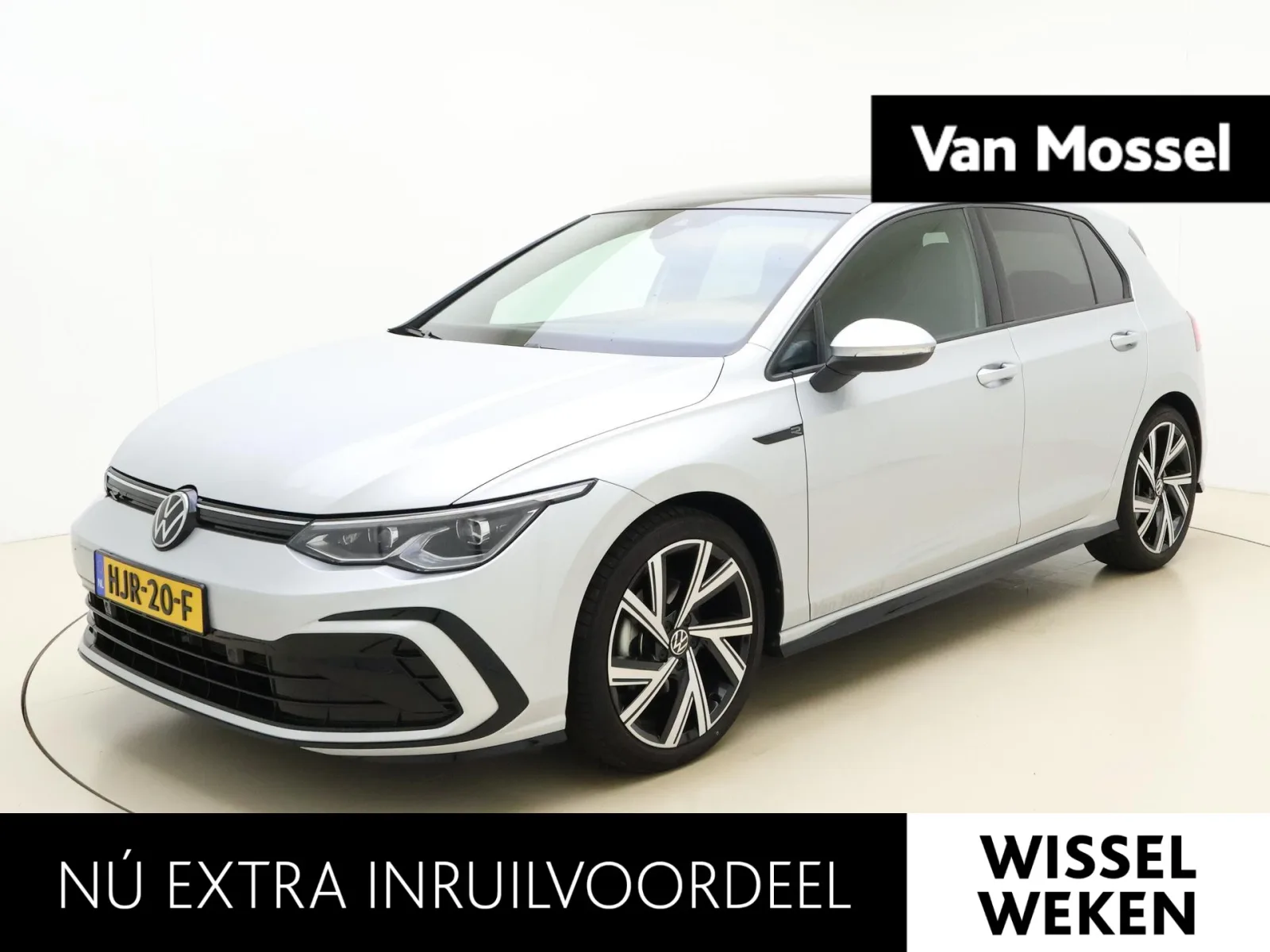 Volkswagen Golf (2024) — foto 1