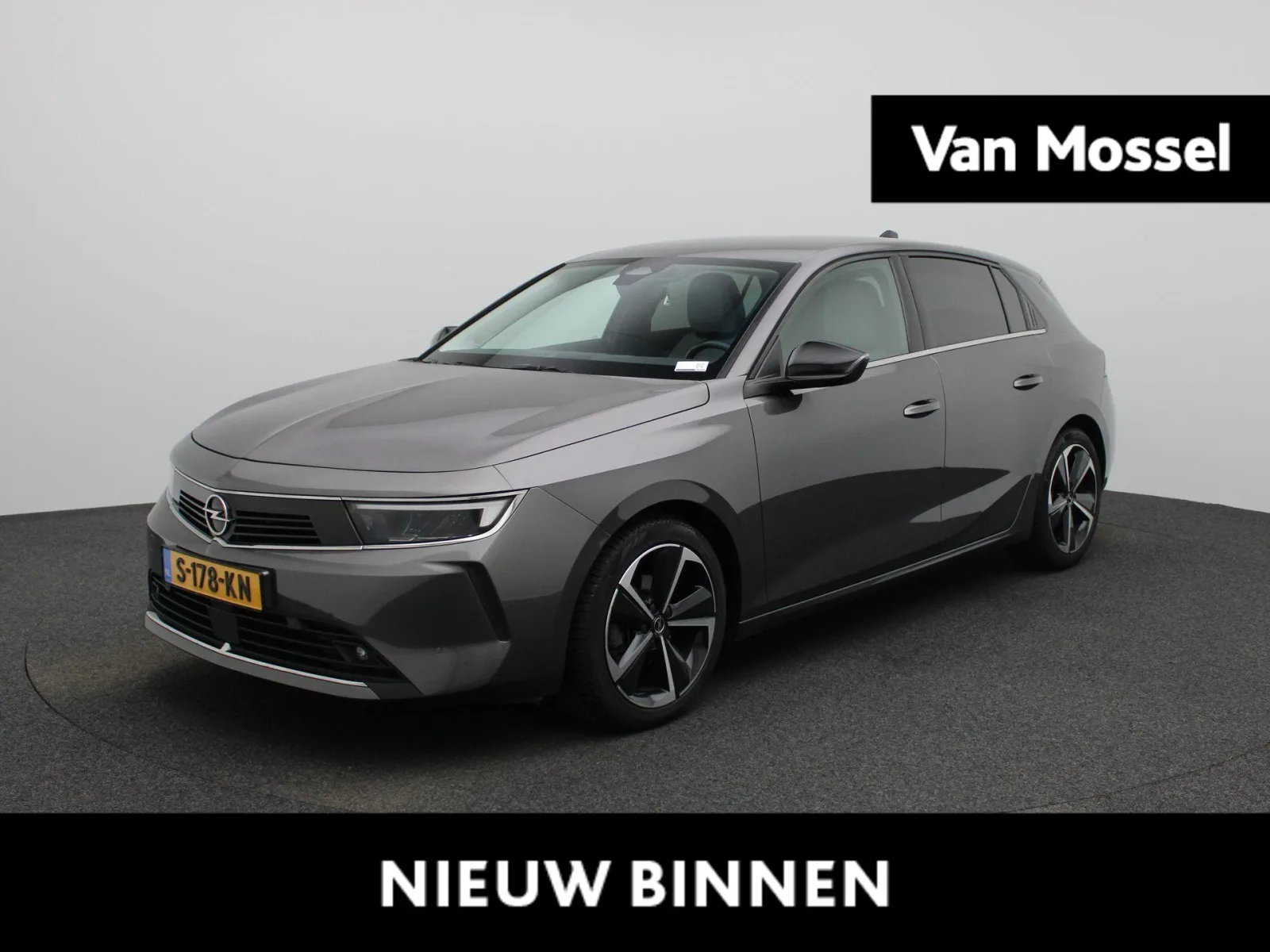 Opel Astra (2023) — foto 1