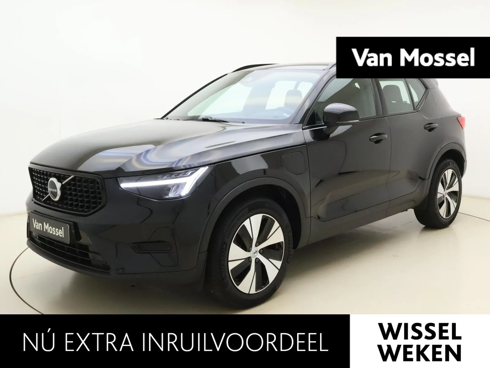Volvo XC40 (2022) — foto 1