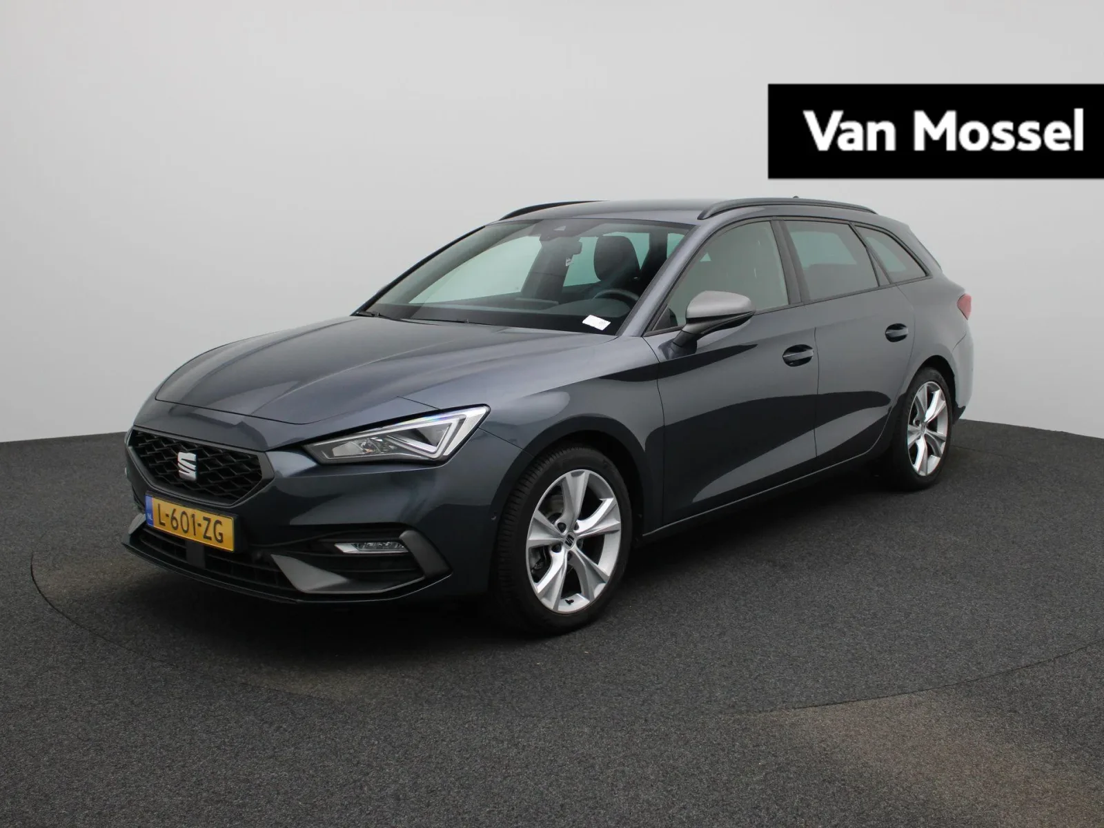 SEAT Leon Sportstourer (2021) — foto 1