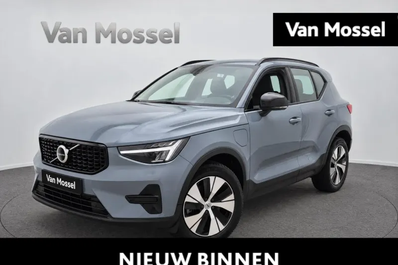 Volvo XC40 (2023)