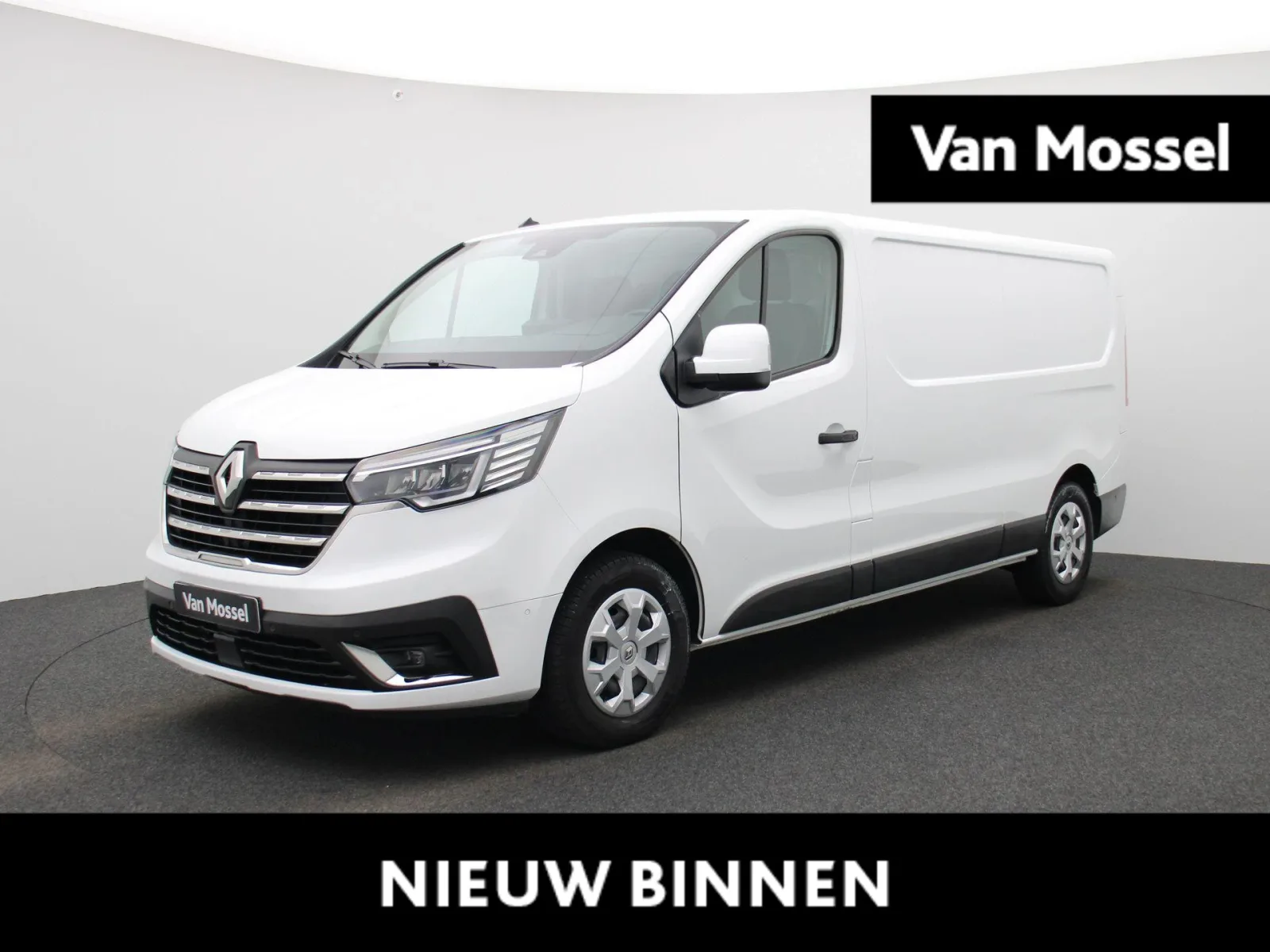 Renault Trafic (2024) — foto 1