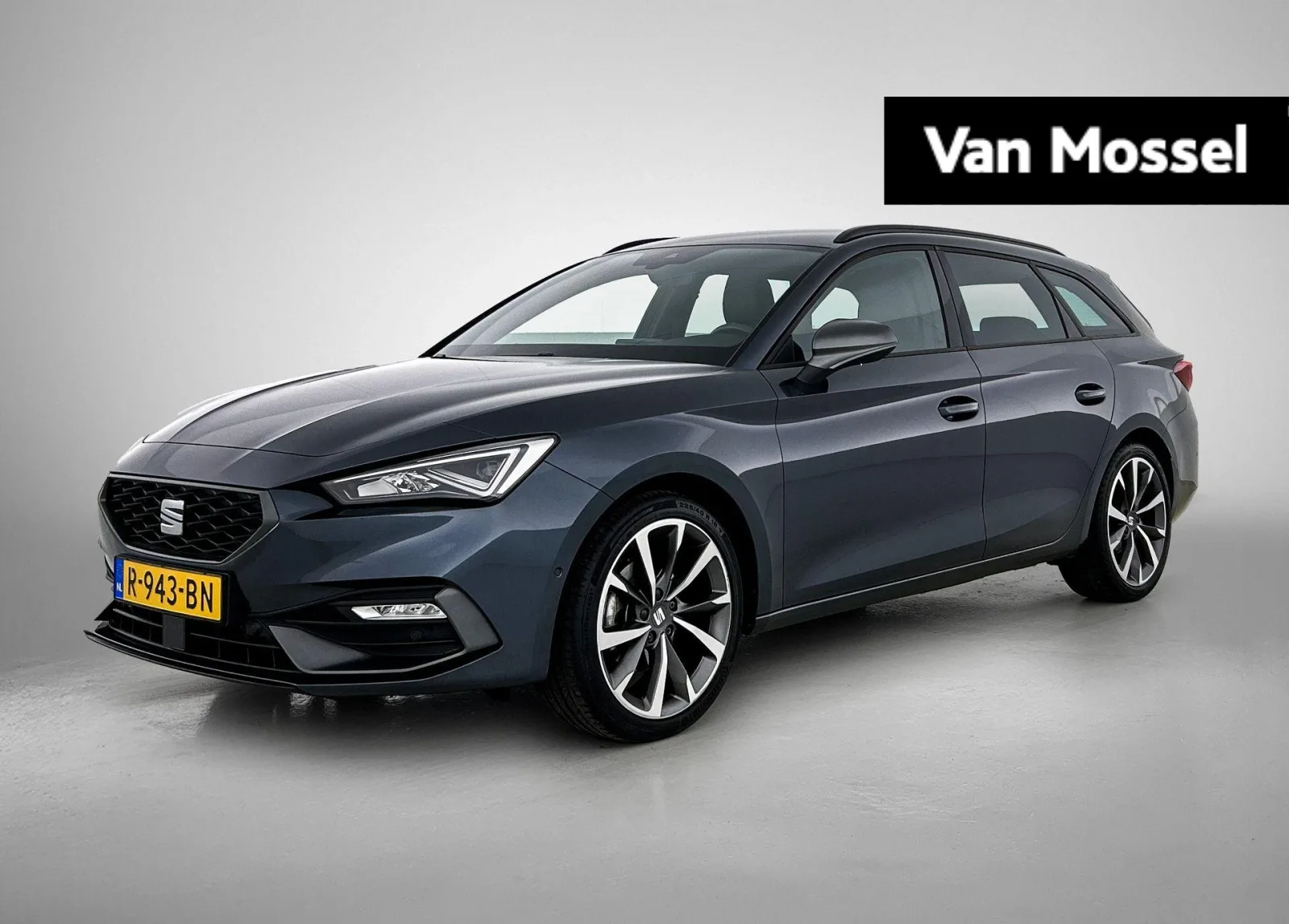 SEAT Leon Sportstourer (2022) — foto 1