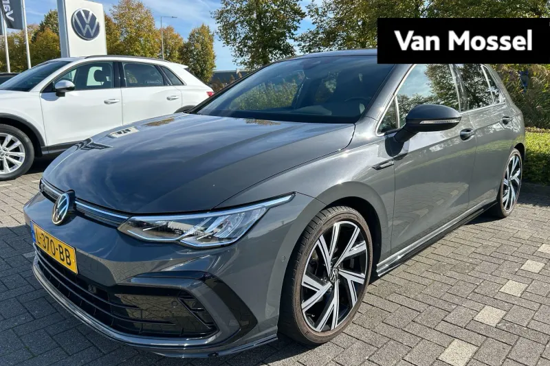 Volkswagen Golf (2021)