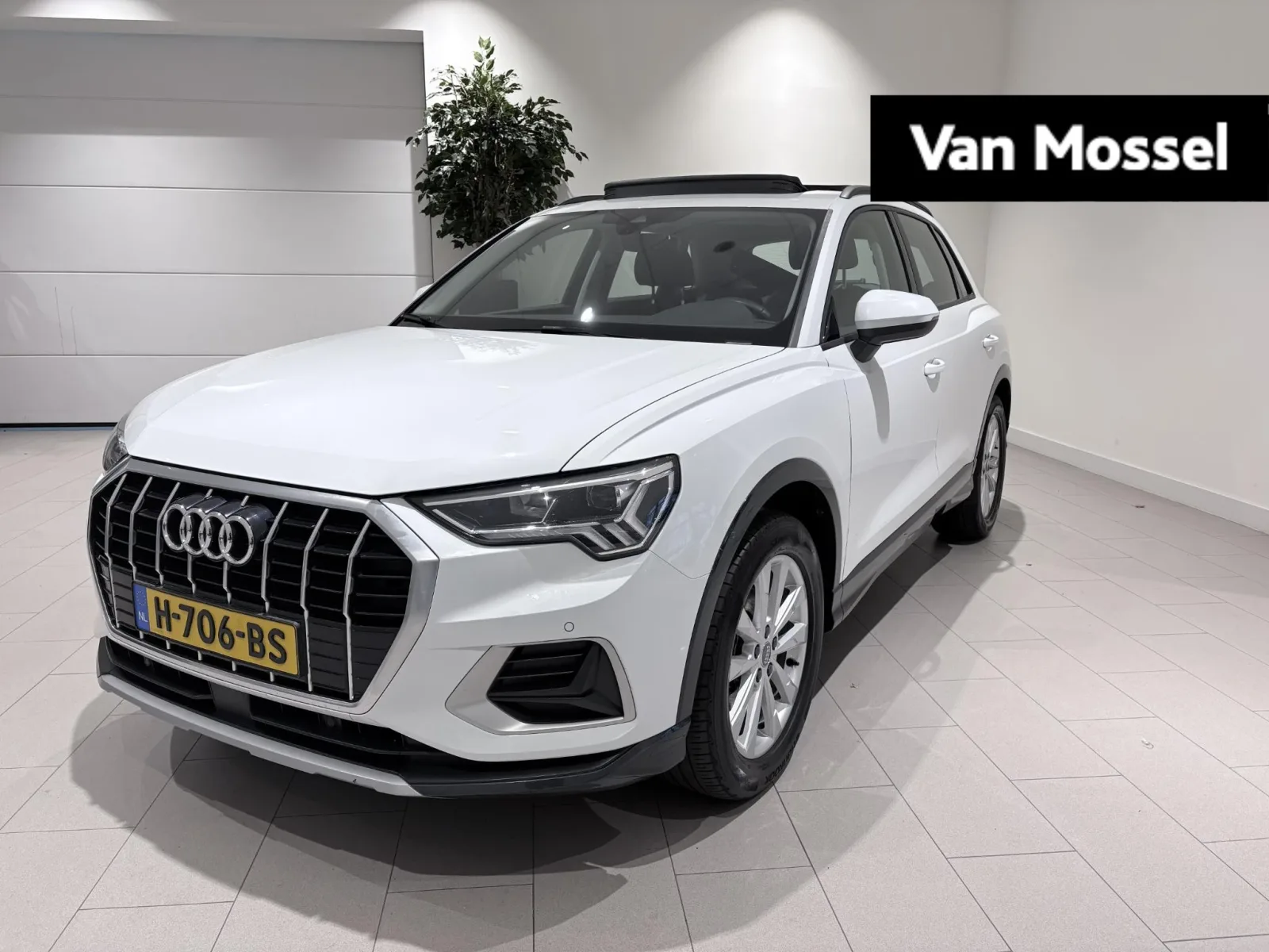 Audi Q3 (2020) — foto 1