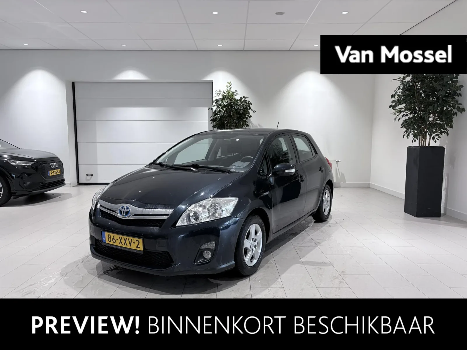 Toyota Auris (2012) — foto 1