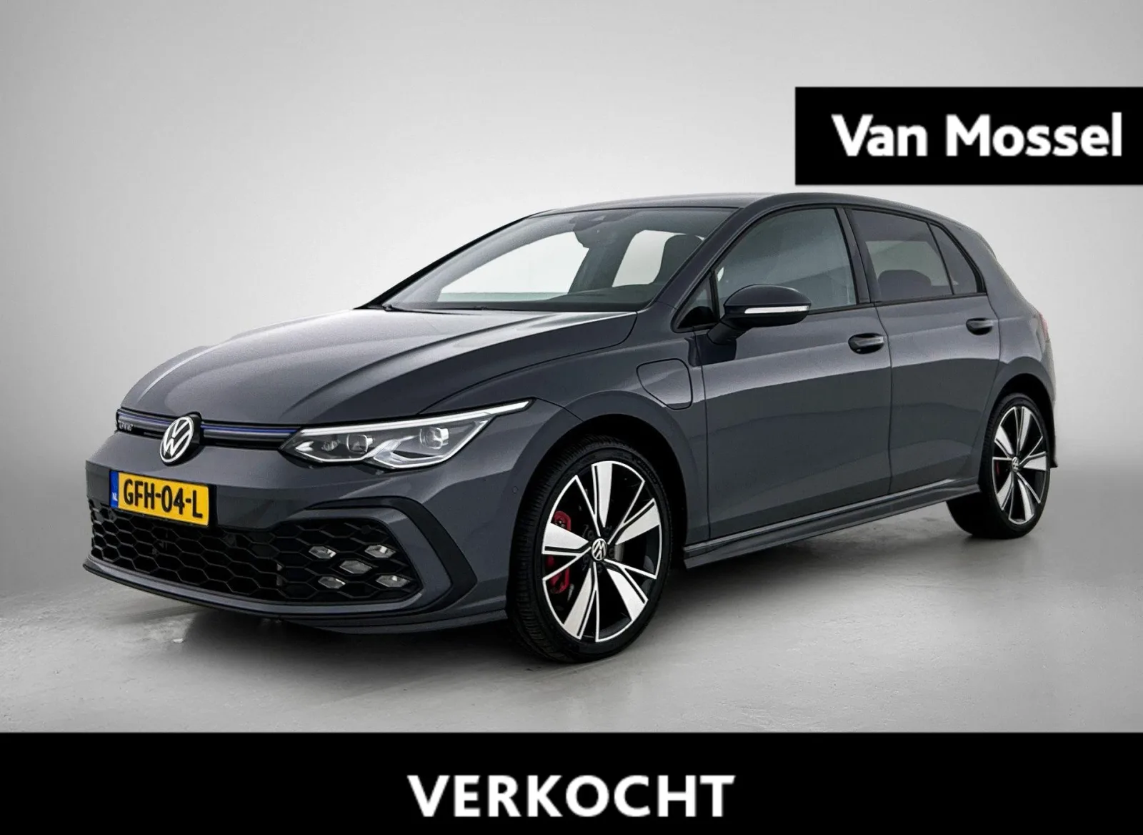 Volkswagen Golf (2021) — foto 1