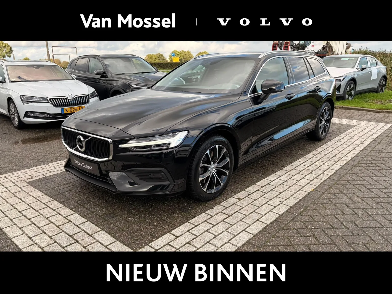 Volvo V60 (2022) — foto 1