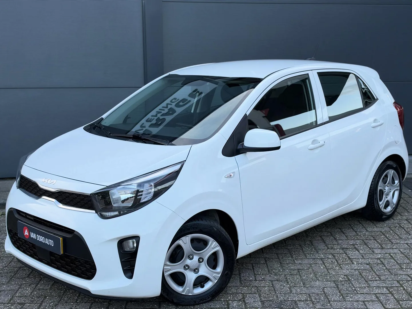 Kia Picanto (2023) — foto 1