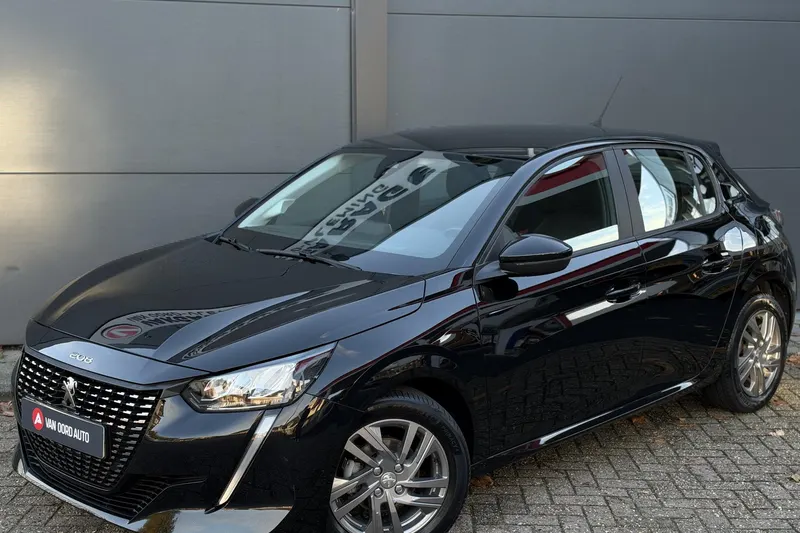 Peugeot 208 (2022)