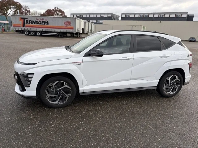Hyundai Kona (2024) — foto 1