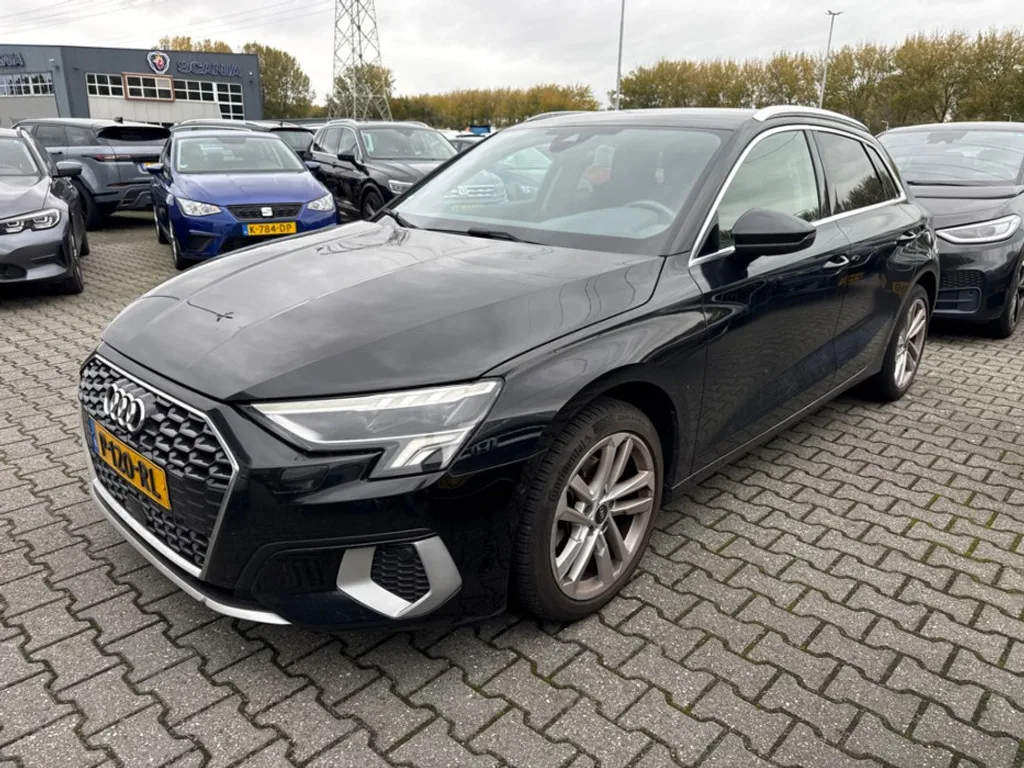 Audi A3 (2022) — foto 1
