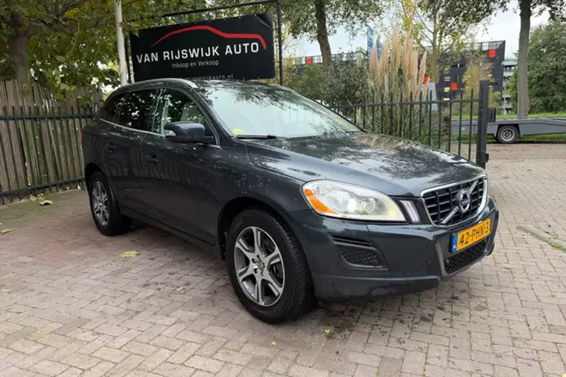 Volvo XC60 (2011)