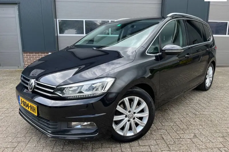 Volkswagen Touran (2015)