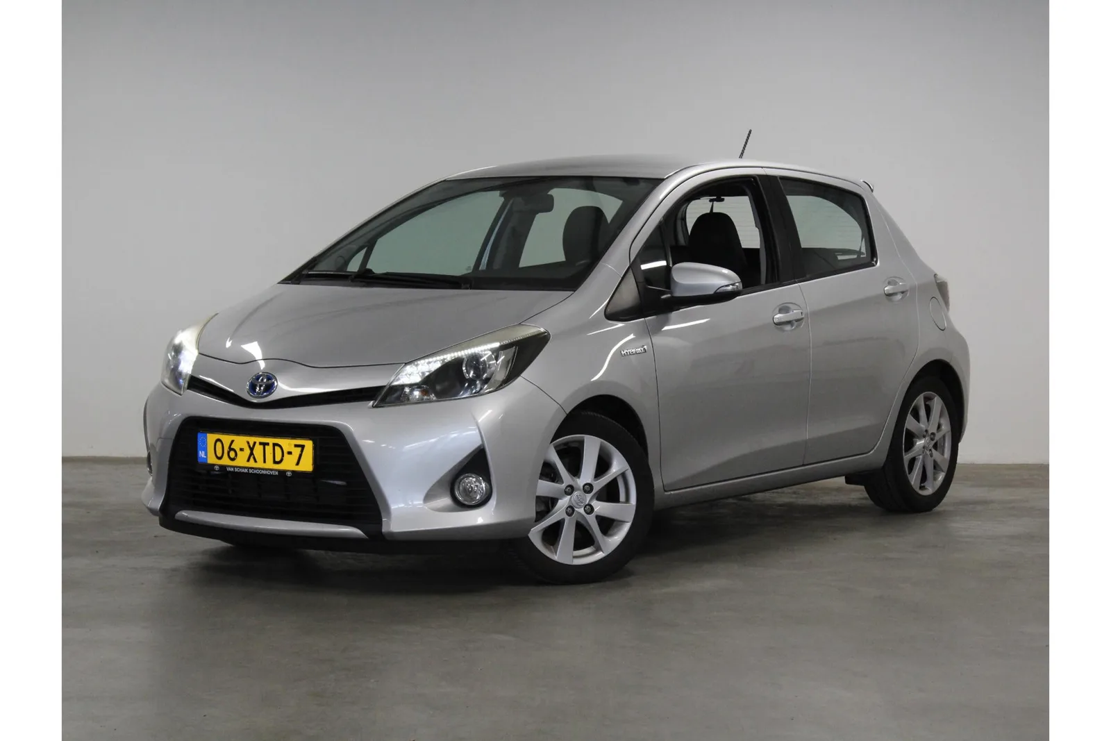 Toyota Yaris (2012) — foto 1