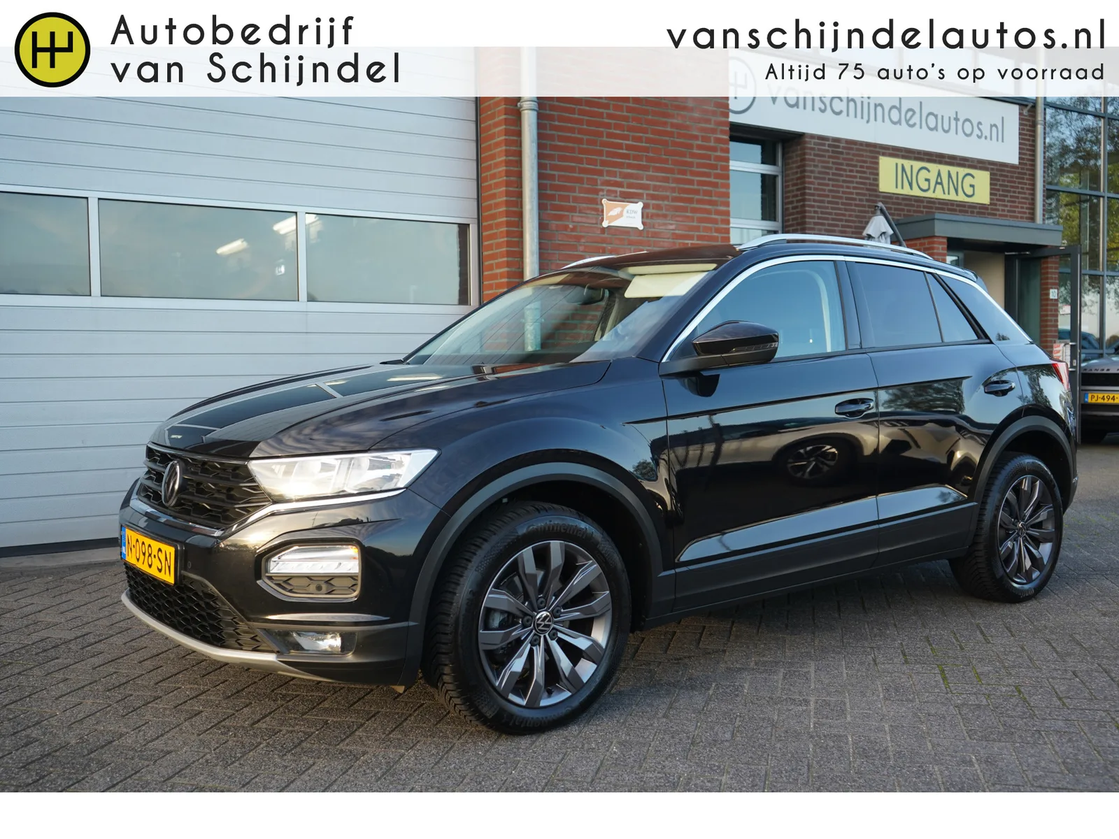 Volkswagen T-Roc (2022) — foto 1