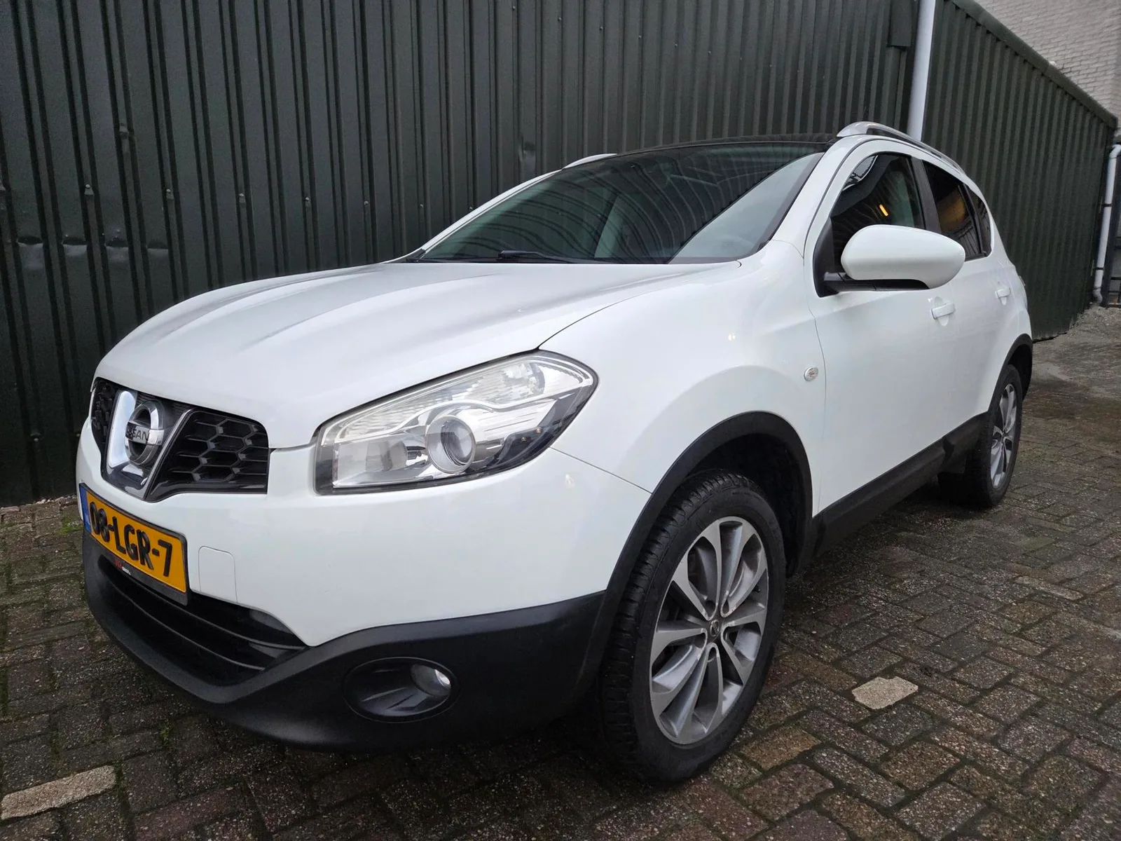 Nissan Qashqai (2010) — foto 1
