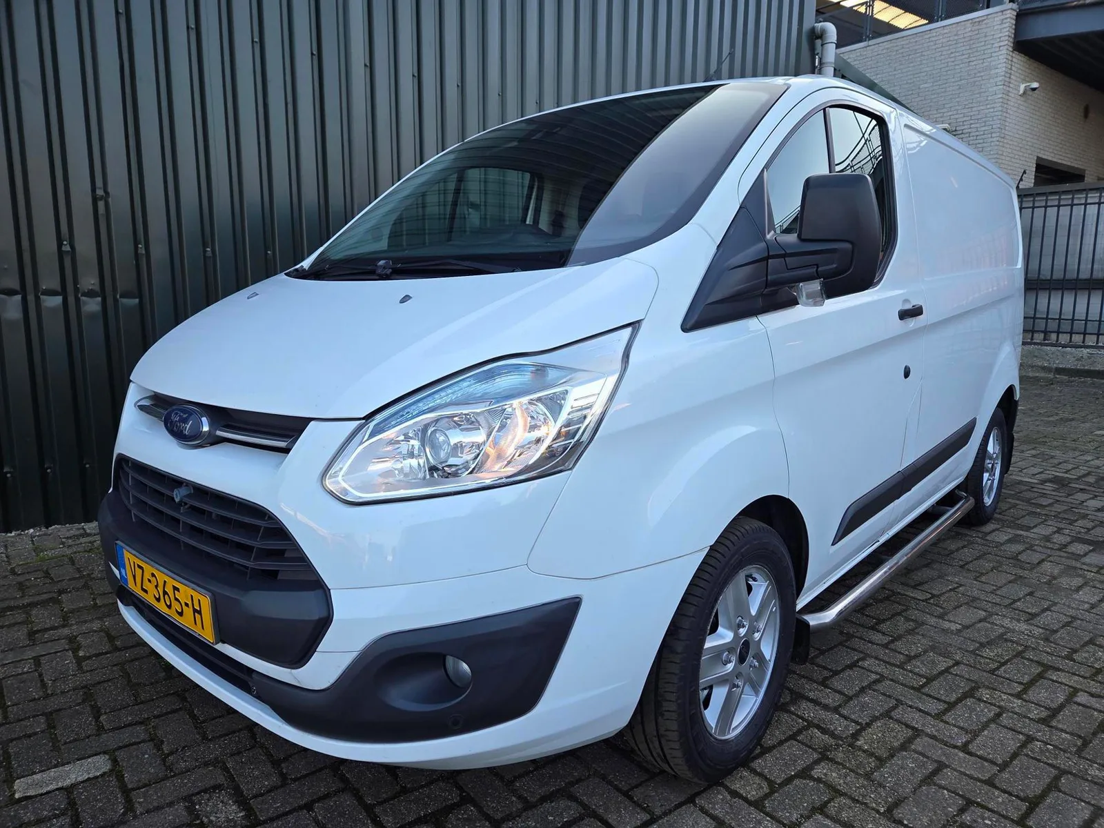 Ford Transit Custom (2016) — foto 1