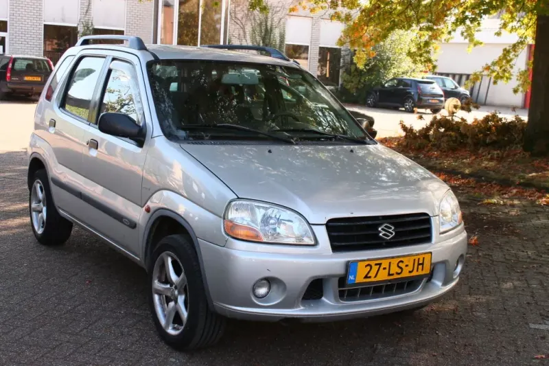 Suzuki Ignis (2003)