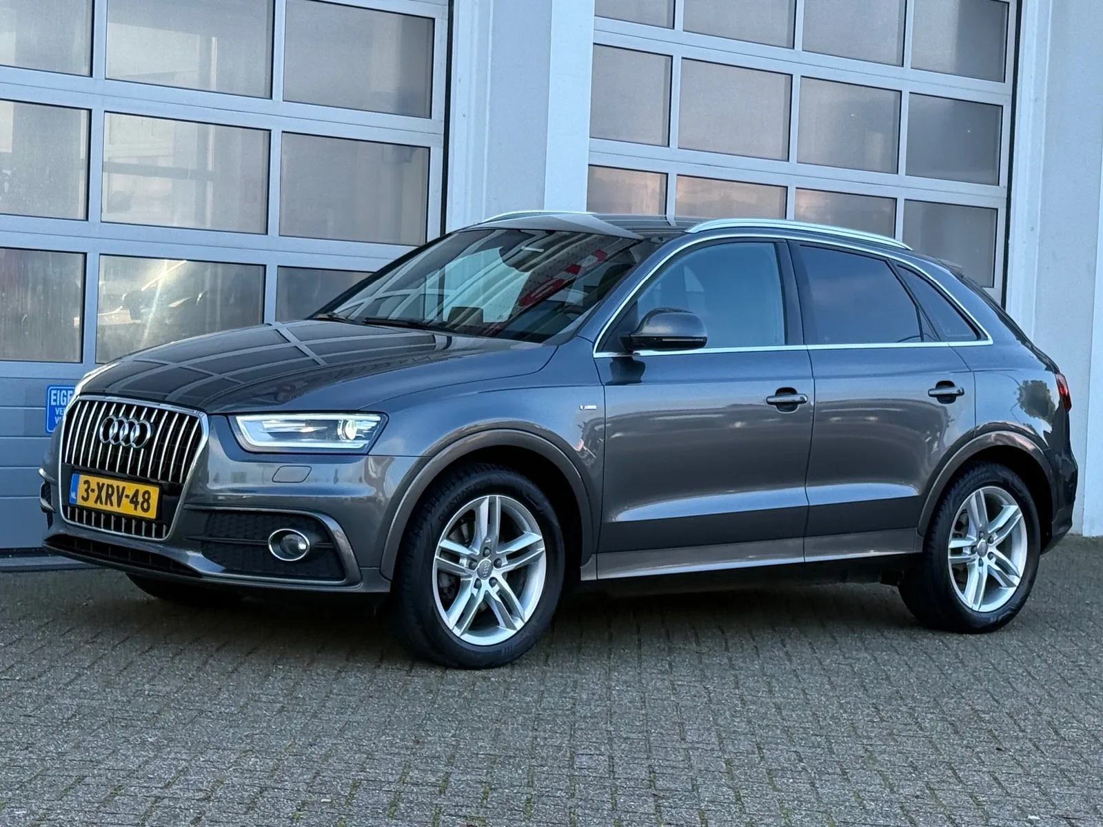 Audi Q3 (2014) — foto 1