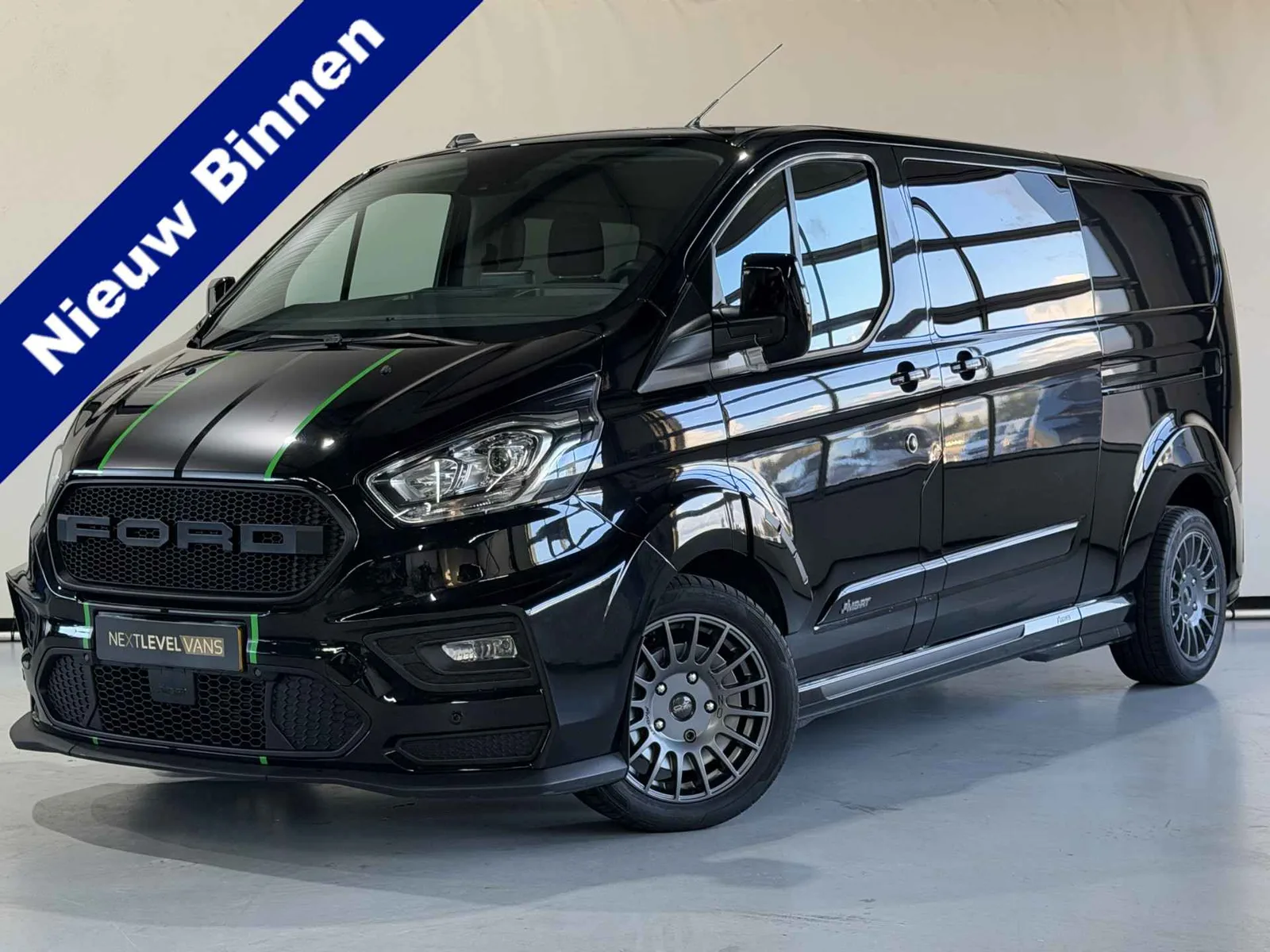 Ford Transit Custom (2023) — foto 1