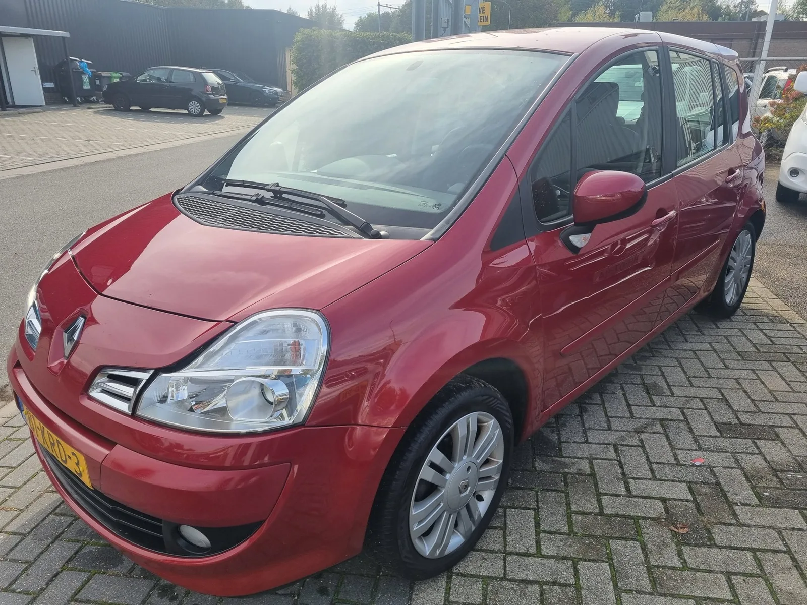 Renault Grand Modus (2010) — foto 1