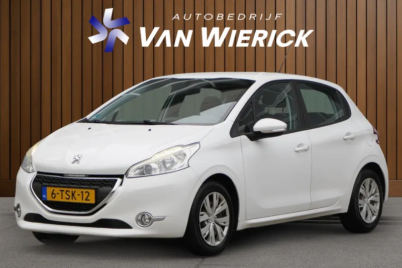 Peugeot 208 (2013)