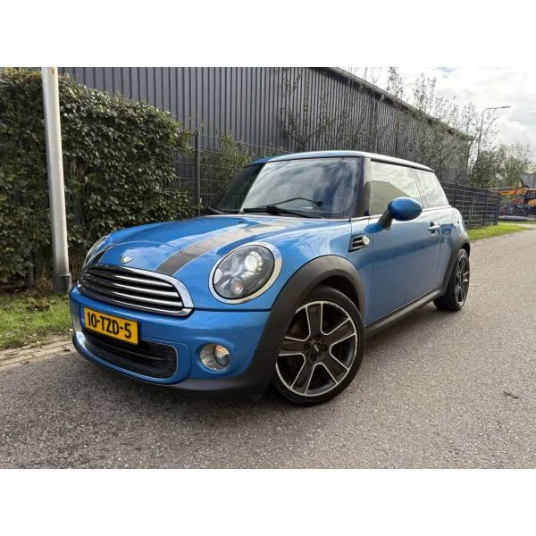 MINI One (2012) — foto 1