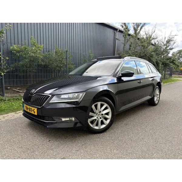 Škoda Superb (2018) — foto 1