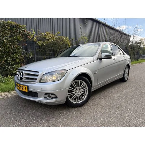 Mercedes-Benz C-Klasse (2011) — foto 1
