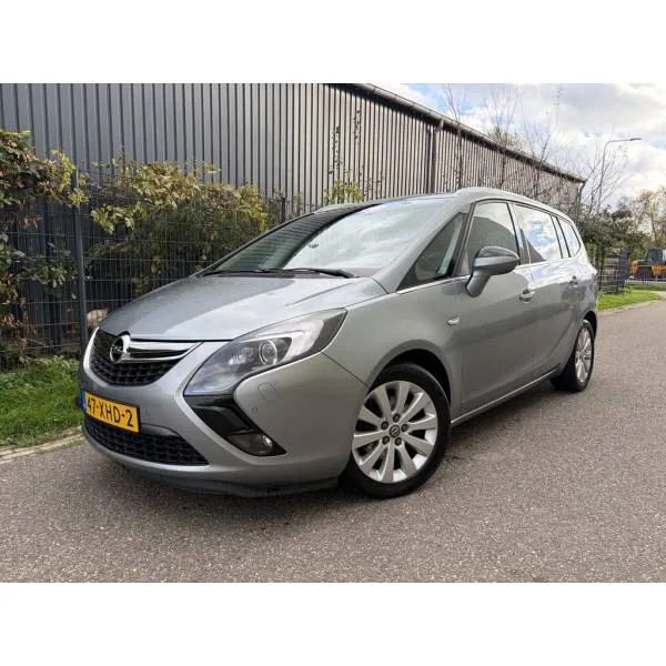 Opel Zafira (2012) — foto 1