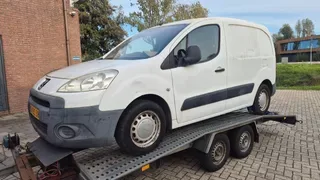 Peugeot Partner (2009) — foto 1