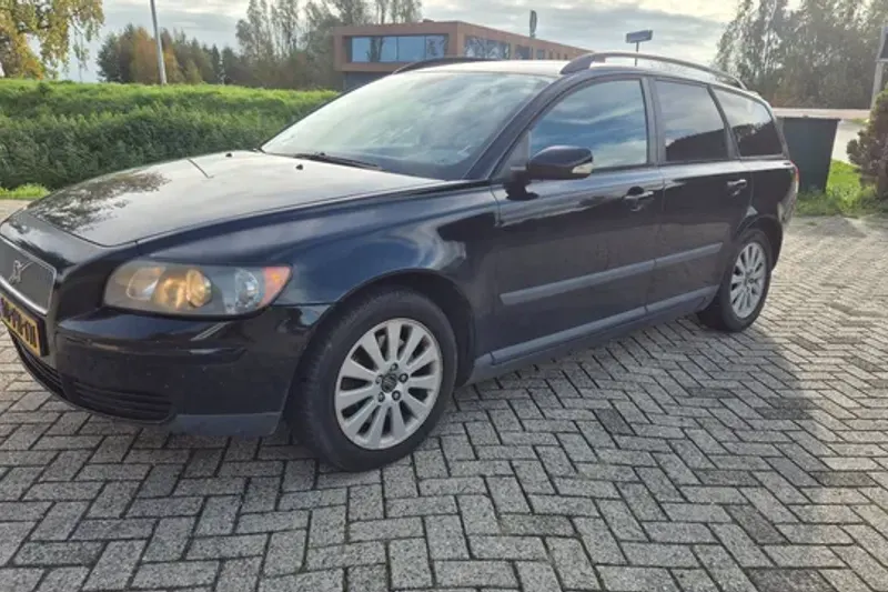 Volvo V50 (2004)