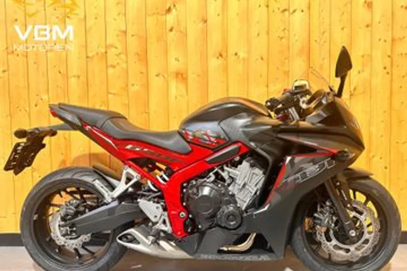 Honda CBR 650 F (2017)