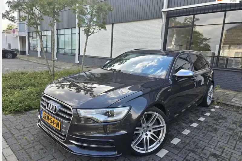 Audi S6 (2012)