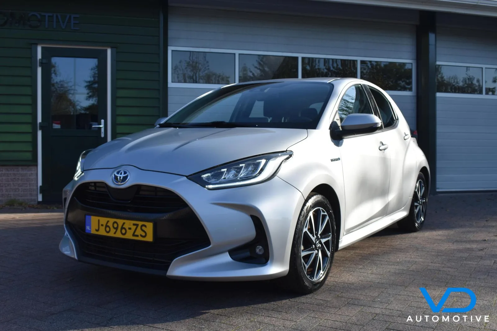 Toyota Yaris (2020) — foto 1