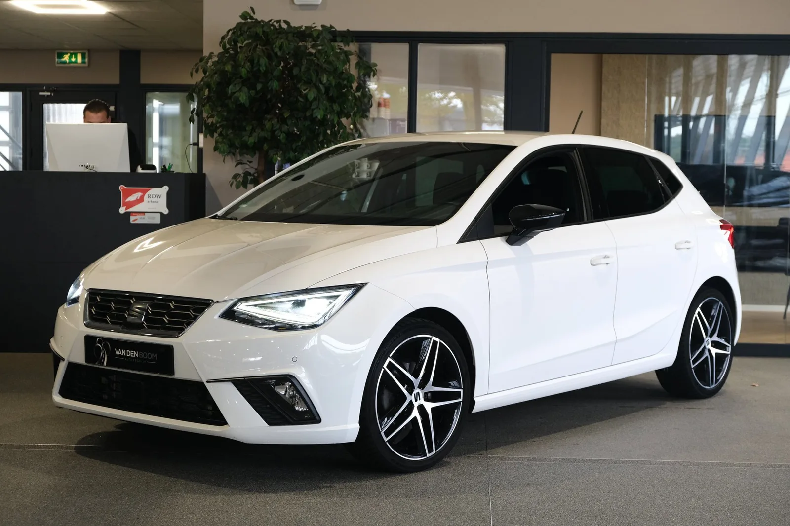 SEAT Ibiza (2022) — foto 1