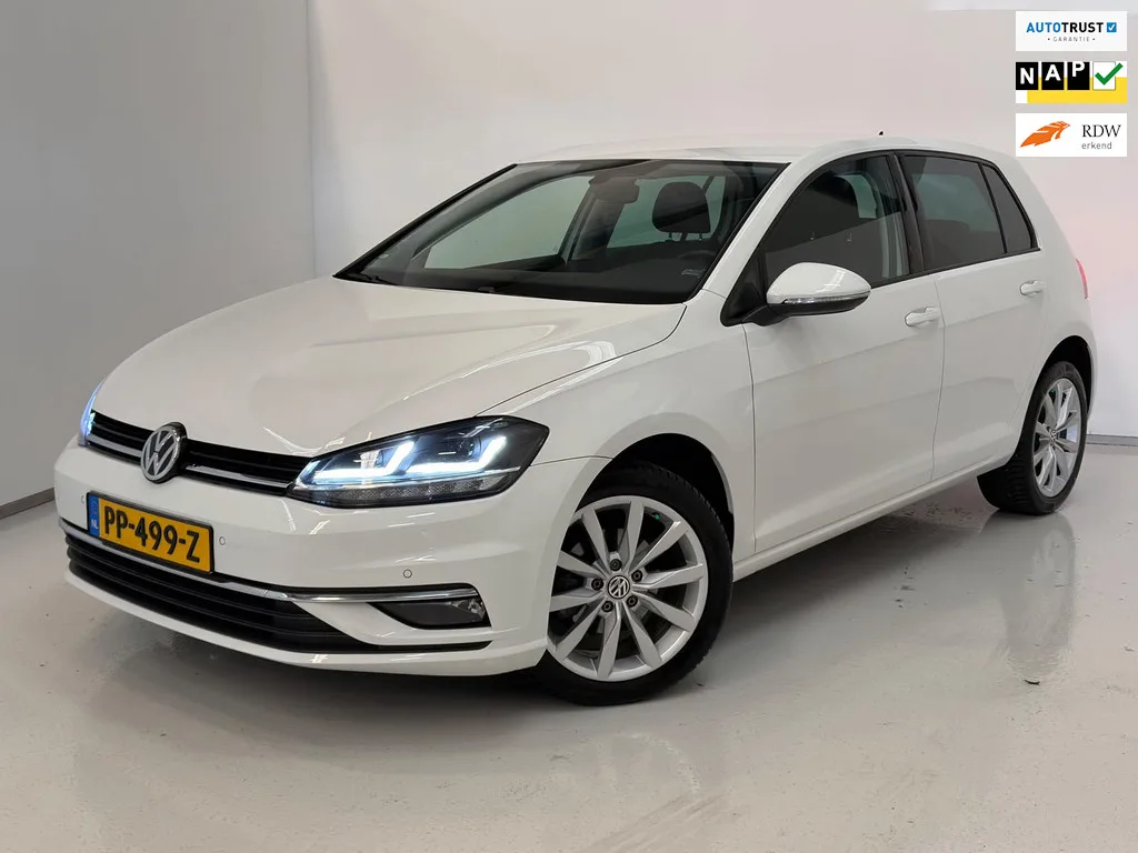 Volkswagen Golf (2017) — foto 1