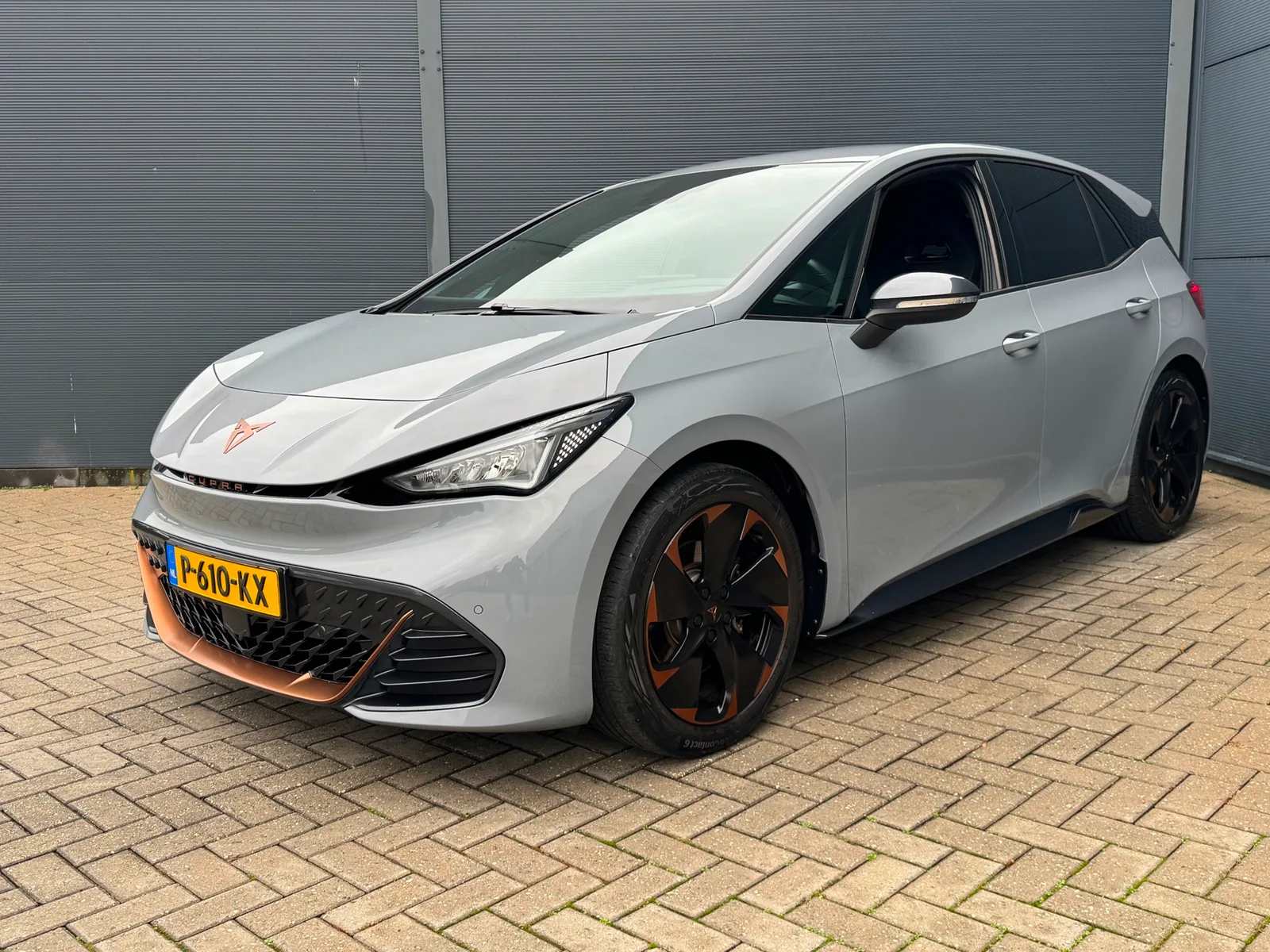CUPRA Born (2022) — foto 1