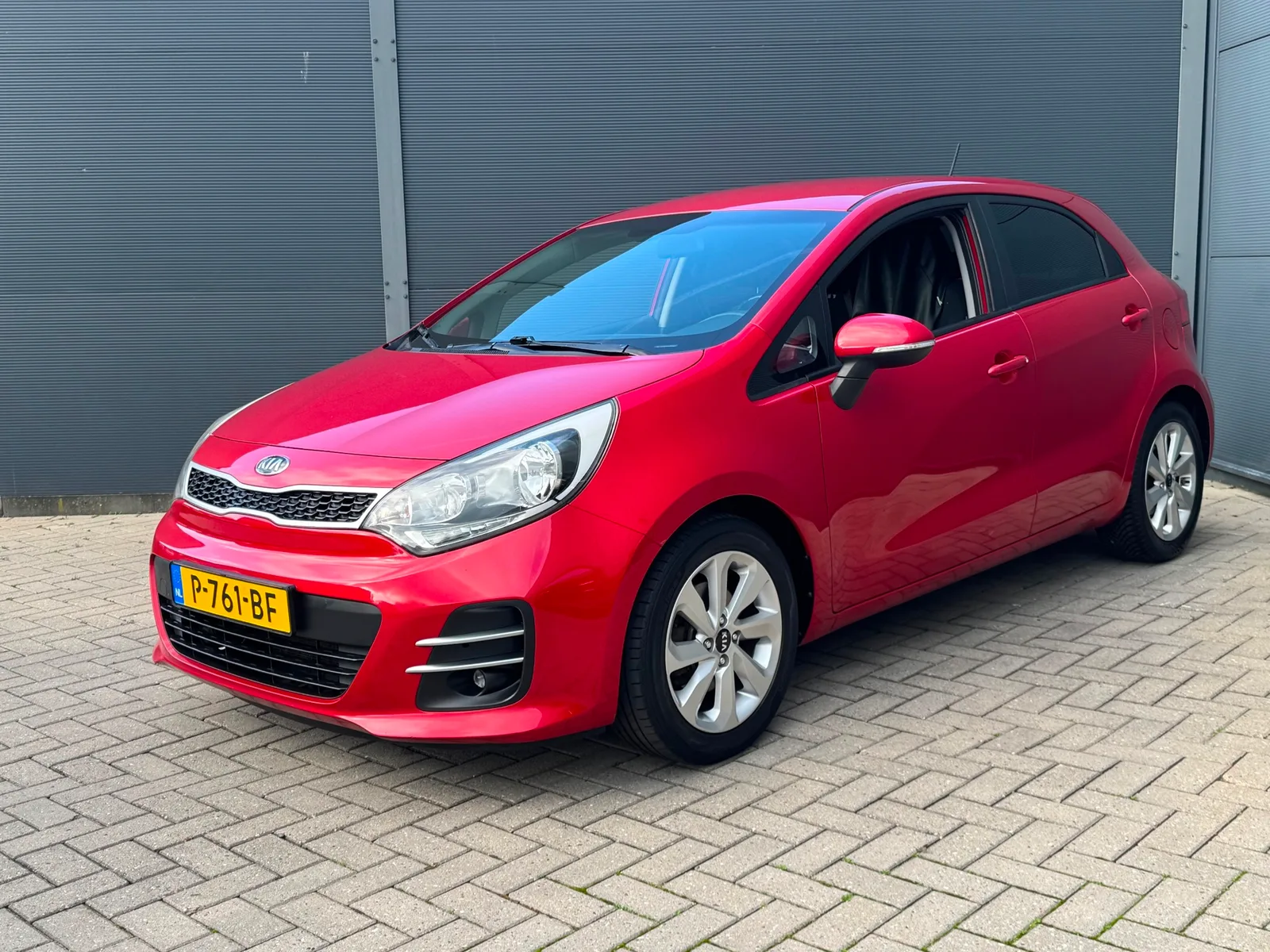 Kia Rio (2015) — foto 1