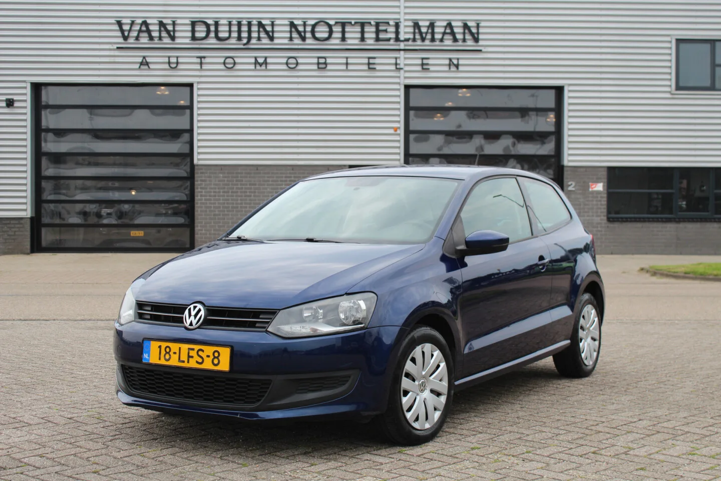 Volkswagen Polo (2010) — foto 1