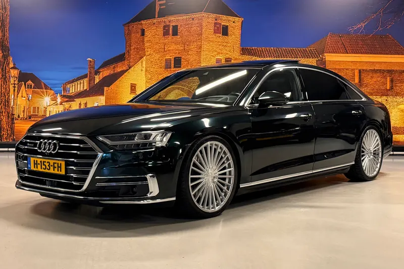 Audi A8 (2017)