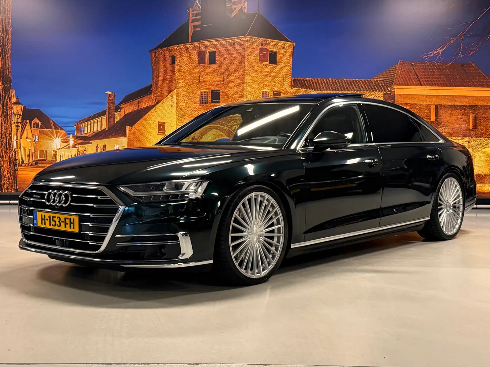 Audi A8 (2017) — foto 1