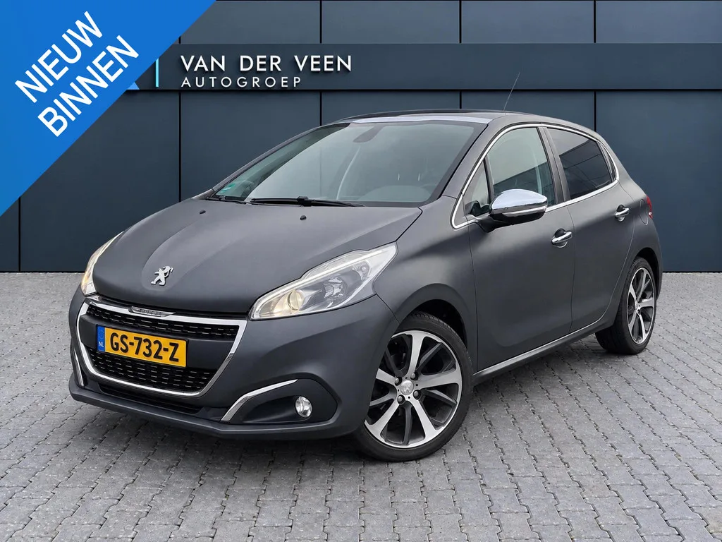 Peugeot 208 (2015) — foto 1