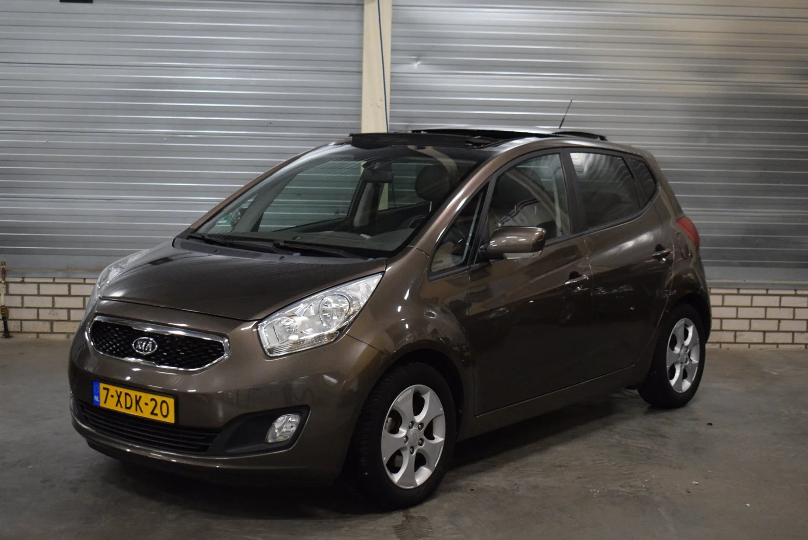 Kia Venga (2012) — foto 1