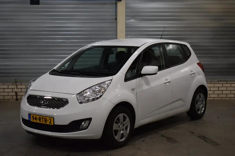 Kia Venga (2011)