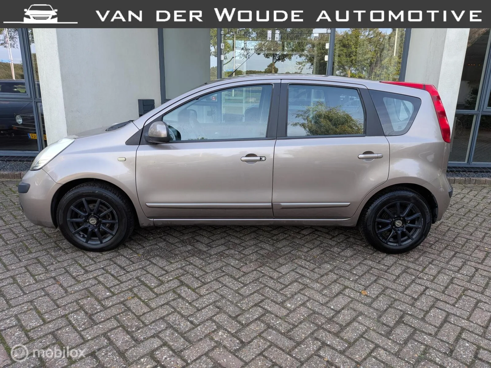Nissan Note (2007) — foto 1