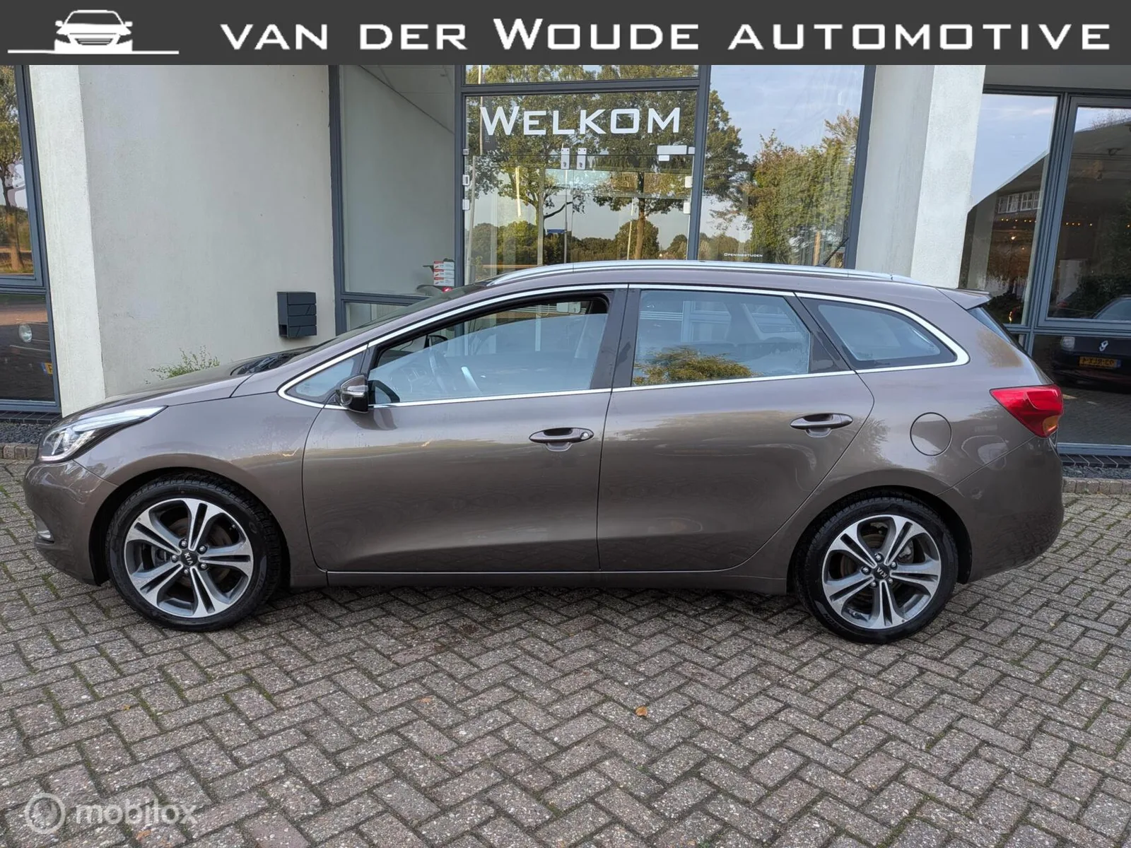Kia Ceed (2013) — foto 1