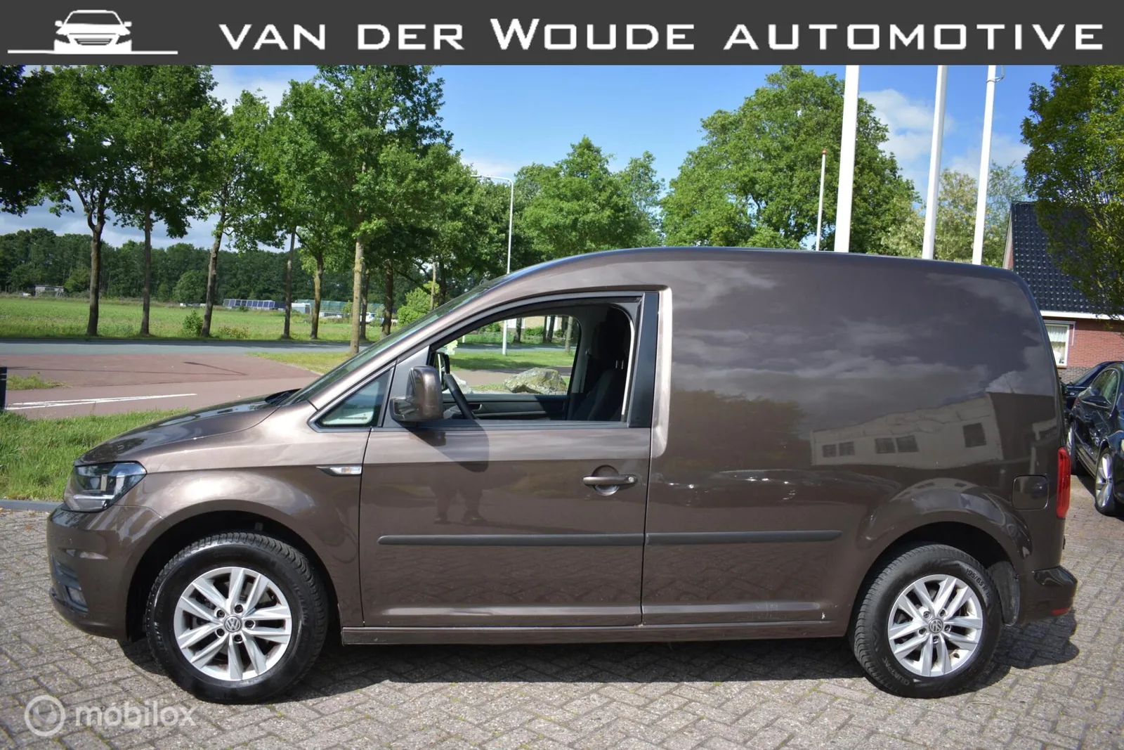 Volkswagen Caddy (2016) — foto 1