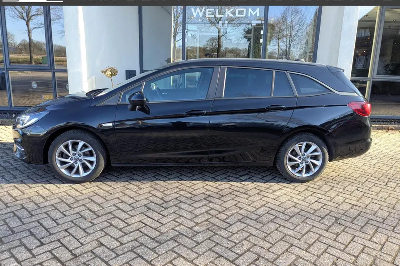 Opel Astra (2020)